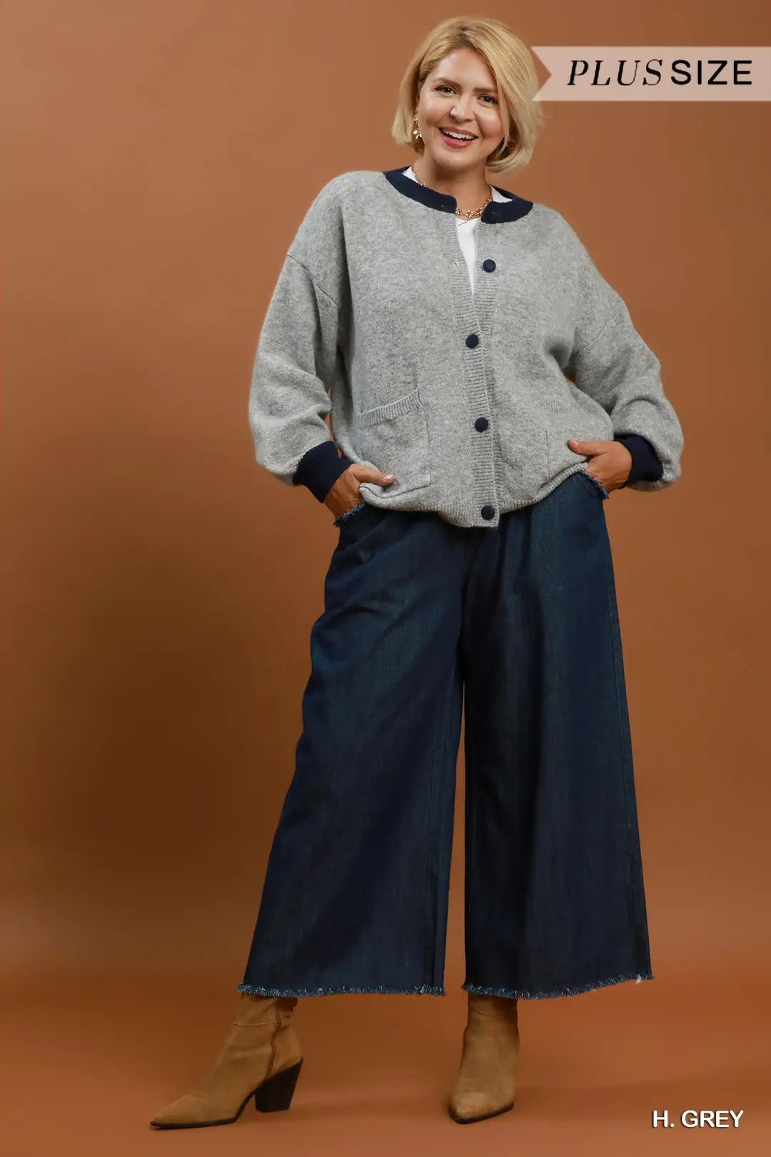 Umgee - Plus Size Contrast Trim Button Cardigan
